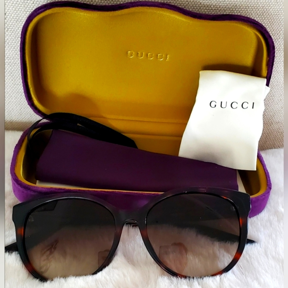 Sunglasses Gucci